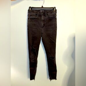 Black Distressed Women's Jeans